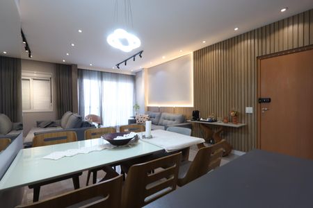 Apartamento à venda com 92m², 2 quartos e 1 vagaSala de Jantar