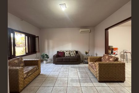 Casa à venda com 180m², 3 quartos e 2 vagas