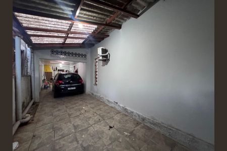 Casa à venda com 180m², 3 quartos e 2 vagas