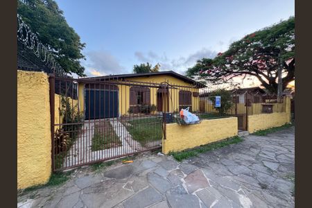 Casa à venda com 180m², 3 quartos e 2 vagas