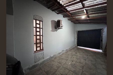 Casa à venda com 180m², 3 quartos e 2 vagas