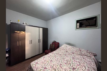 Casa à venda com 180m², 3 quartos e 2 vagas