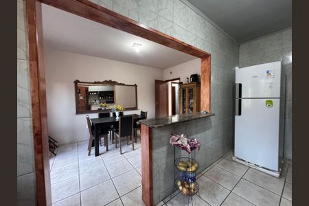 Casa à venda com 180m², 3 quartos e 2 vagas