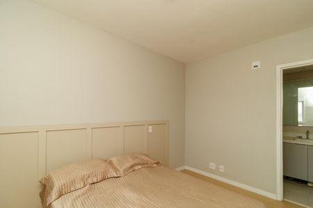 Apartamento à venda com 60m², 2 quartos e 1 vagaSuíte