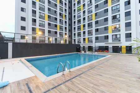 Apartamento para alugar com 50m², 3 quartos e 1 vaga Apartamento para alugar com 50m², 3 quartos e 1 vagaPiscina