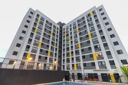 Apartamento para alugar com 50m², 3 quartos e 1 vaga Apartamento para alugar com 50m², 3 quartos e 1 vagaFachada do Bloco