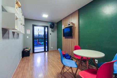 Apartamento para alugar com 50m², 3 quartos e 1 vaga Apartamento para alugar com 50m², 3 quartos e 1 vagaAcademia