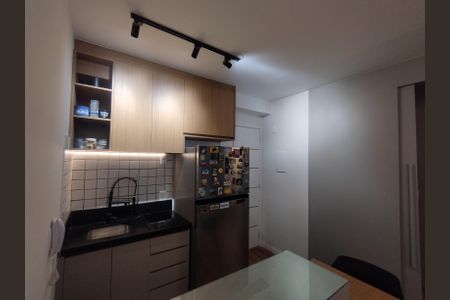Apartamento para alugar com 35m², 1 quarto e sem vaga Apartamento para alugar com 35m², 1 quarto e sem vagaCozinha - Armários