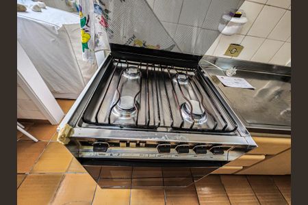 Apartamento para alugar com 98m², 2 quartos e 1 vagaDetalhe da cozinha