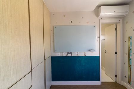 Apartamento à venda com 125m², 3 quartos e 2 vagas Apartamento à venda com 125m², 3 quartos e 2 vagasSuíte 3