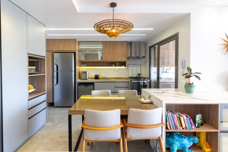 Apartamento à venda com 125m², 3 quartos e 2 vagas Apartamento à venda com 125m², 3 quartos e 2 vagasCozinha Americana