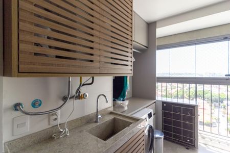 Apartamento à venda com 125m², 3 quartos e 2 vagas Apartamento à venda com 125m², 3 quartos e 2 vagasÁrea de Serviço