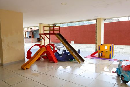 Apartamento à venda com 74m², 2 quartos e 1 vagaÁrea comum - Playground