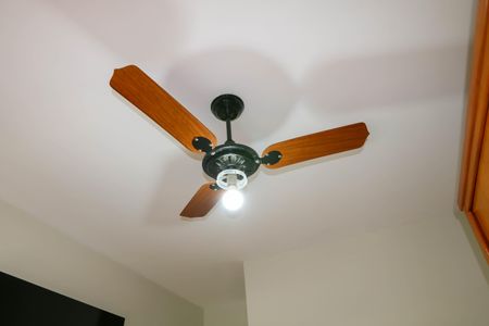 Apartamento à venda com 74m², 2 quartos e 1 vagaQuarto 2