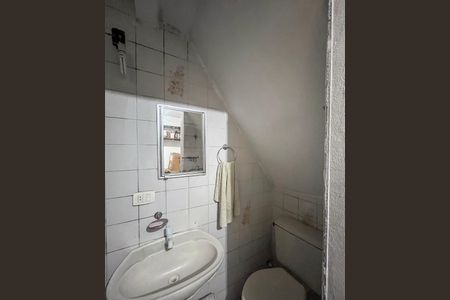 Casa para alugar com 92m², 3 quartos e 1 vaga Casa para alugar com 92m², 3 quartos e 1 vagaBanheiro 2