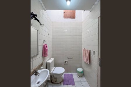 Casa para alugar com 92m², 3 quartos e 1 vaga Casa para alugar com 92m², 3 quartos e 1 vagaBanheiro