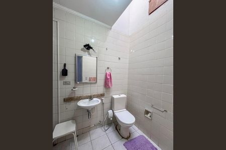 Casa para alugar com 92m², 3 quartos e 1 vaga Casa para alugar com 92m², 3 quartos e 1 vagaBanheiro