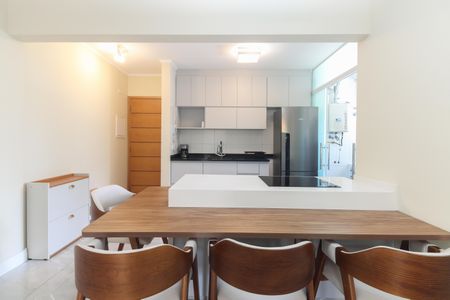 Apartamento para alugar com 84m², 2 quartos e 2 vagas Apartamento para alugar com 84m², 2 quartos e 2 vagasCozinha