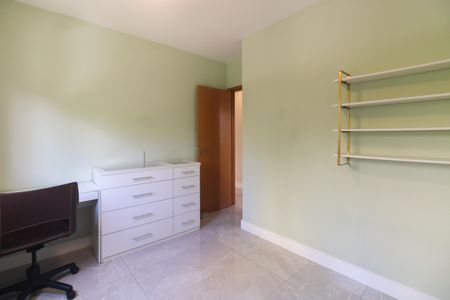 Apartamento para alugar com 84m², 2 quartos e 2 vagas Apartamento para alugar com 84m², 2 quartos e 2 vagasQuarto