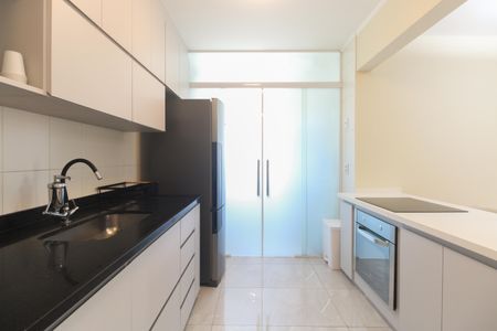 Apartamento para alugar com 84m², 2 quartos e 2 vagas Apartamento para alugar com 84m², 2 quartos e 2 vagasCozinha