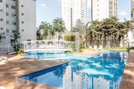 Apartamento para alugar com 84m², 2 quartos e 2 vagas Apartamento para alugar com 84m², 2 quartos e 2 vagasCondomínio - Piscina