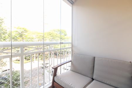 Apartamento para alugar com 84m², 2 quartos e 2 vagas Apartamento para alugar com 84m², 2 quartos e 2 vagasVaranda