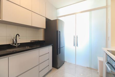 Apartamento para alugar com 84m², 2 quartos e 2 vagas Apartamento para alugar com 84m², 2 quartos e 2 vagasCozinha
