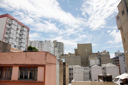 Apartamento para alugar com 85m², 2 quartos e sem vagaQuarto 1 Vista