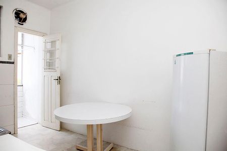 Apartamento para alugar com 85m², 2 quartos e sem vagaCozinha