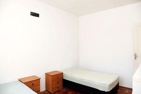 Quarto 1 de apartamento para alugar com 2 quartos, 85m² em Centro Histórico, Porto Alegre