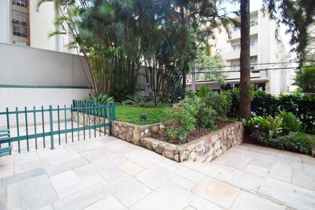 Apartamento para alugar com 156m², 3 quartos e 2 vagas