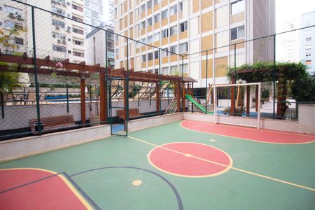 Apartamento para alugar com 156m², 3 quartos e 2 vagas