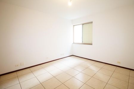 Apartamento para alugar com 156m², 3 quartos e 2 vagas