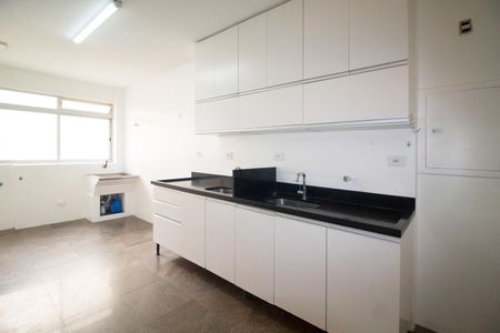 Apartamento para alugar com 156m², 3 quartos e 2 vagas