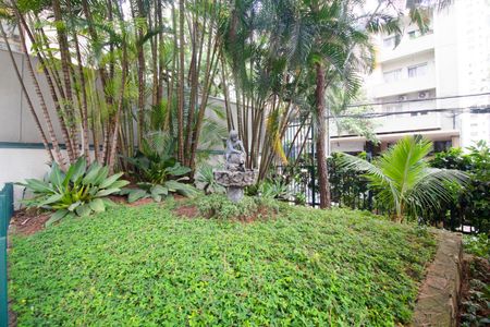 Apartamento para alugar com 156m², 3 quartos e 2 vagas