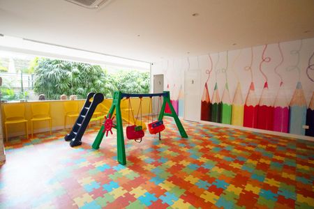 Apartamento para alugar com 156m², 3 quartos e 2 vagas