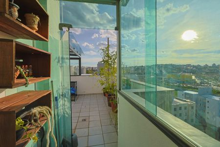 Apartamento para alugar com 96m², 2 quartos e 2 vagasCobertura