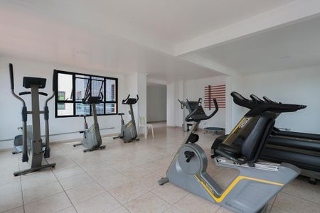Apartamento à venda com 96m², 3 quartos e 2 vagas Apartamento à venda com 96m², 3 quartos e 2 vagasÁrea comum - Academia