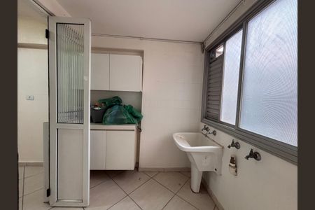 Apartamento para alugar com 136m², 3 quartos e 2 vagas