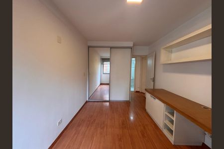 Apartamento para alugar com 136m², 3 quartos e 2 vagas