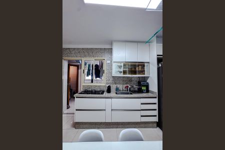 Apartamento à venda com 107m², 3 quartos e 2 vagasCozinha