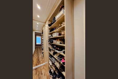 Apartamento à venda com 107m², 3 quartos e 2 vagasQuarto 4