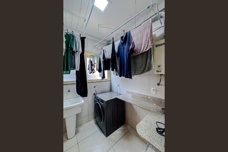 Apartamento à venda com 107m², 3 quartos e 2 vagasÁrea de Serviço