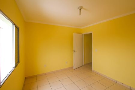 Quarto 1 de casa para alugar com 2 quartos, 50m² em Vila Alpina, São Paulo