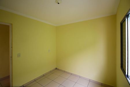 Quarto 2 de casa para alugar com 2 quartos, 50m² em Vila Alpina, São Paulo