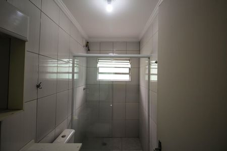 Banheiro de casa para alugar com 2 quartos, 50m² em Vila Alpina, São Paulo