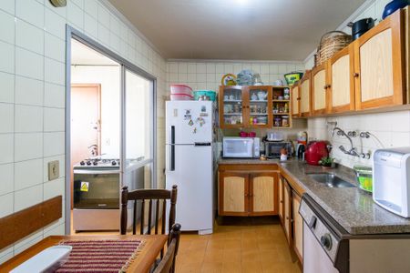 Apartamento à venda com 130m², 3 quartos e 2 vagasCozinha