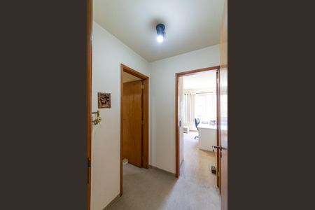 Apartamento à venda com 130m², 3 quartos e 2 vagasCorredor 