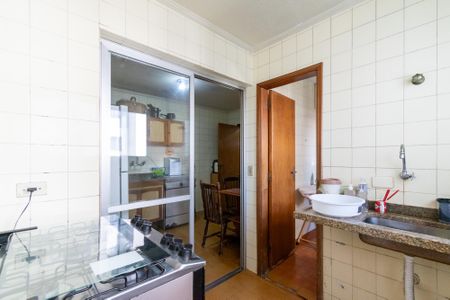 Apartamento à venda com 130m², 3 quartos e 2 vagasCozinha