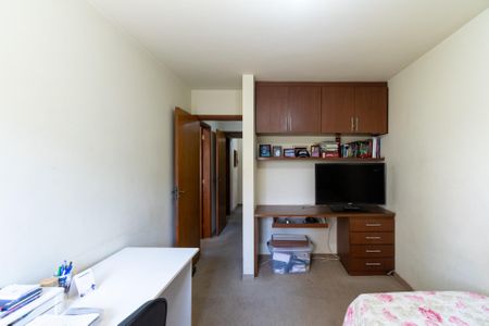 Apartamento à venda com 130m², 3 quartos e 2 vagasQuarto 3